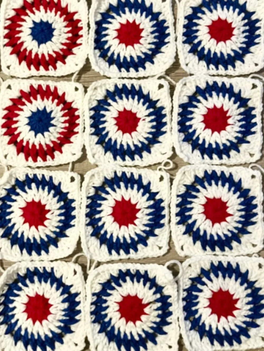 20 Handmade Starburst Squares - Americana DIY Fashion & Home